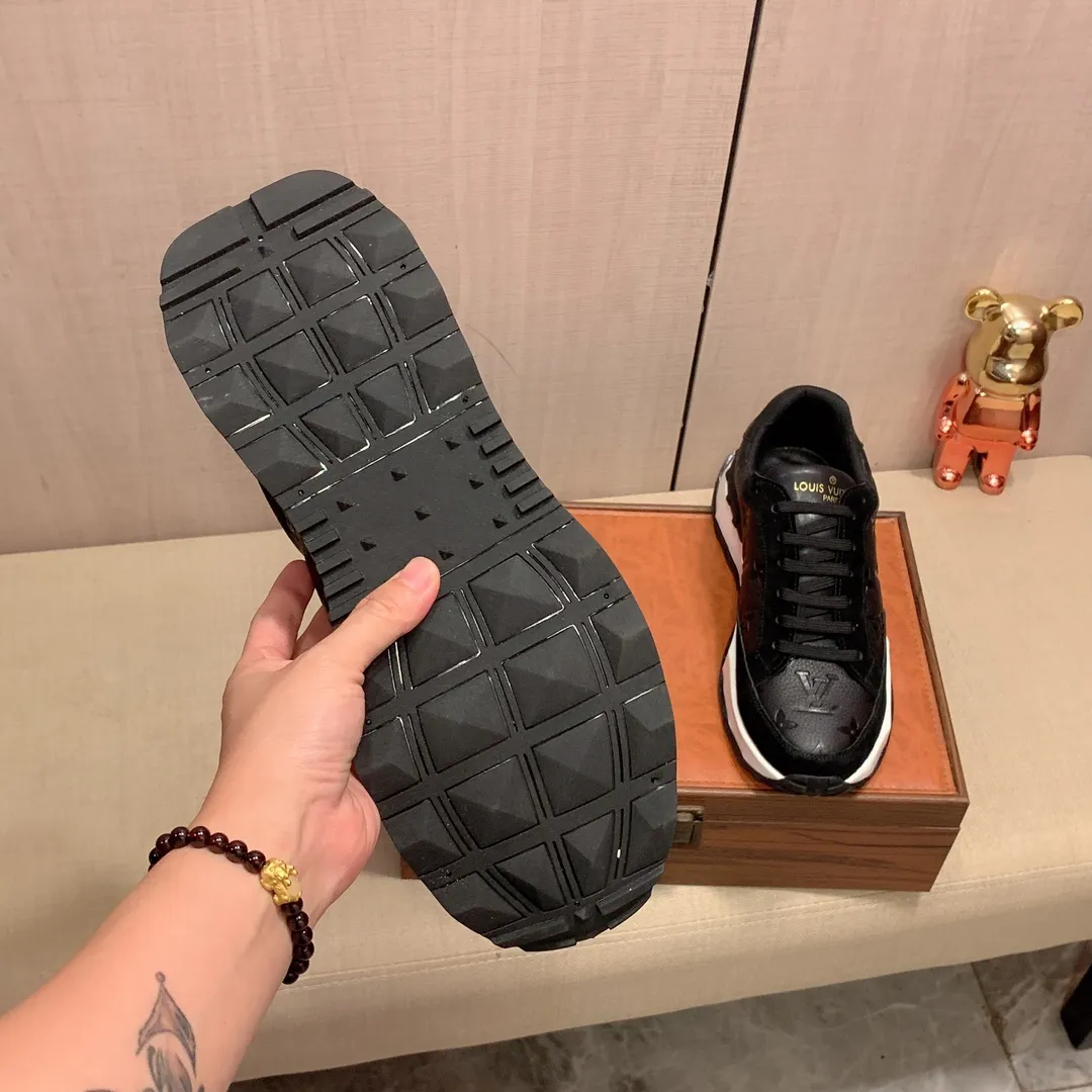 Men's men's shoes💰460💰💰🎩🎩[Lightning][Lightning] "Gucci*" The latest • popular casual shoes, top brand [seduce] luxury ~ purchasing agency, top ~ quality. [Strong] The upper is made of imported breathable cowhide with material ➕ breathable sheepskin feet (•) and fine workmanship. The original stylish and stylish soft rubber wear-resistant and non-slip outsole is light and comfortable on the feet. The real thing looks better when photographed in person. No. 013: code: 38-44, 2️⃣ colors selected